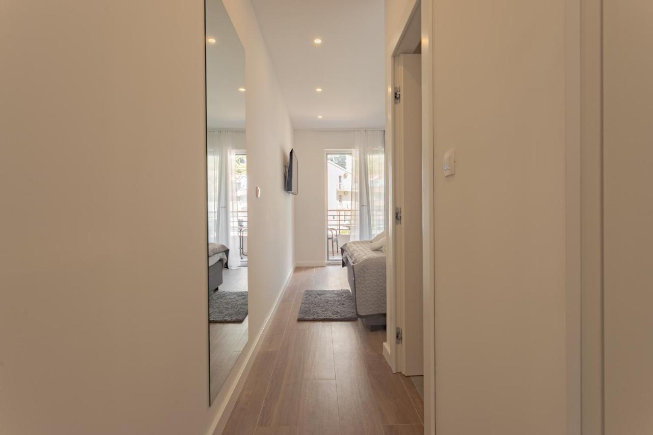 Apartmani Benzon Baška Voda エクステリア 写真