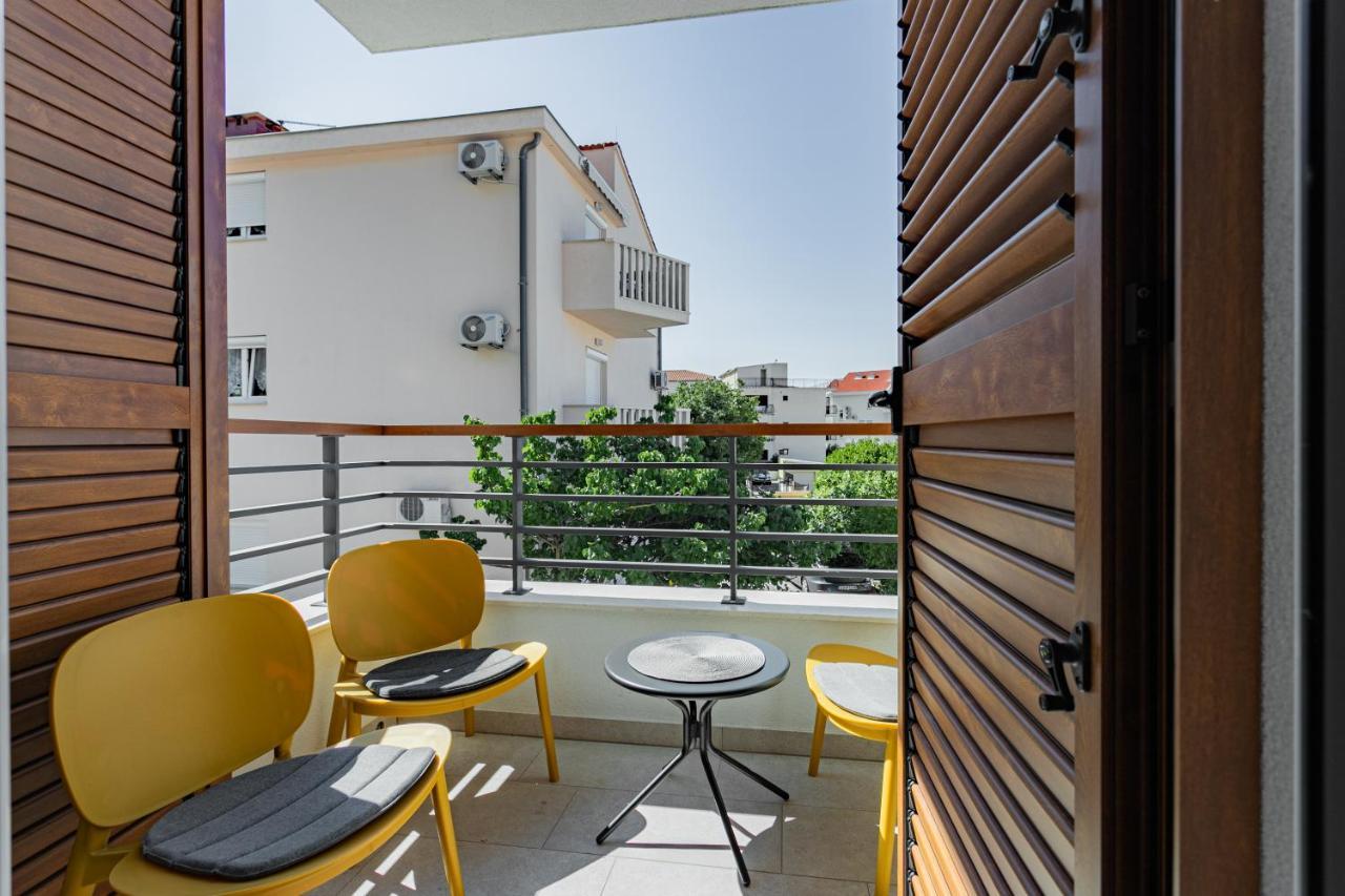 Apartmani Benzon Baška Voda エクステリア 写真